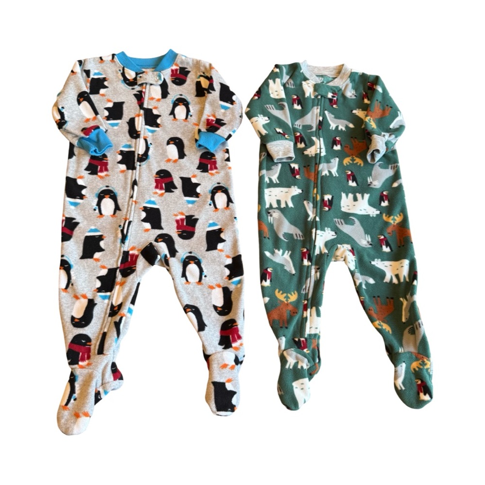 Lot of 2 Carter’s Baby Boy Fleece Footed Pajamas - Size 6 Months